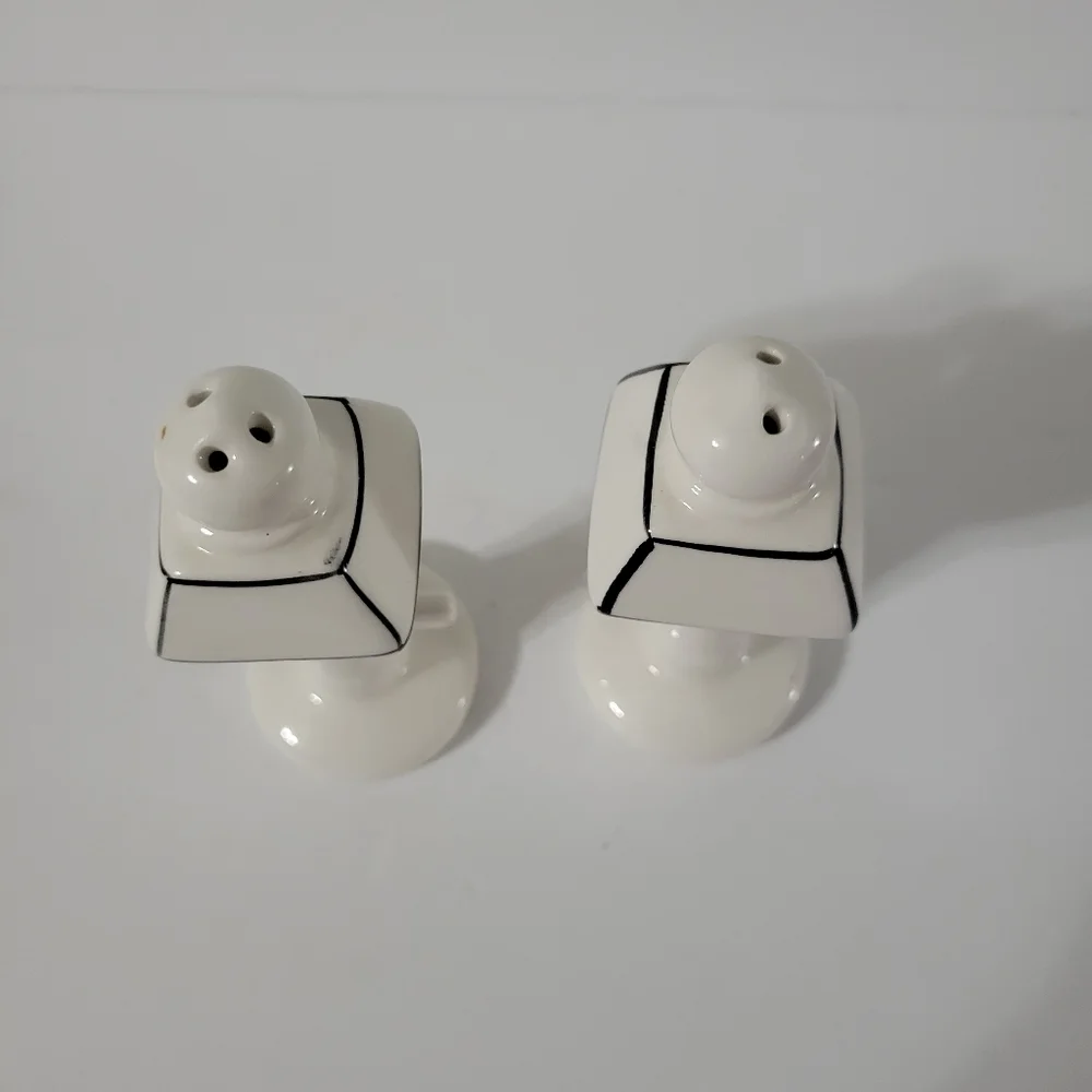 French Quarter New Orleans Lamp Salt & Pepper